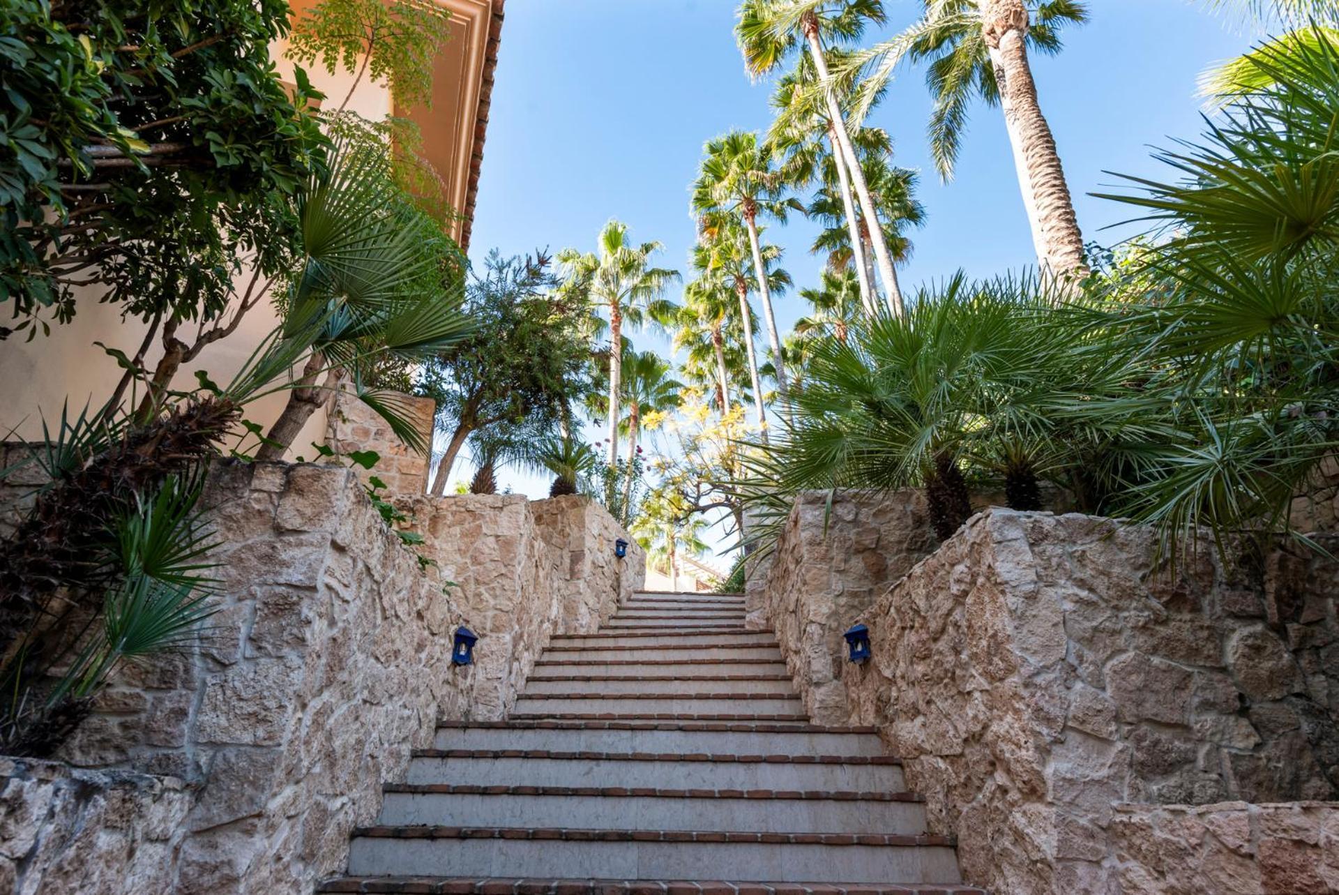 Luxury Villa Robledal By Mabiente - Views Of The Sea And The Golf Course Marbella Buitenkant foto