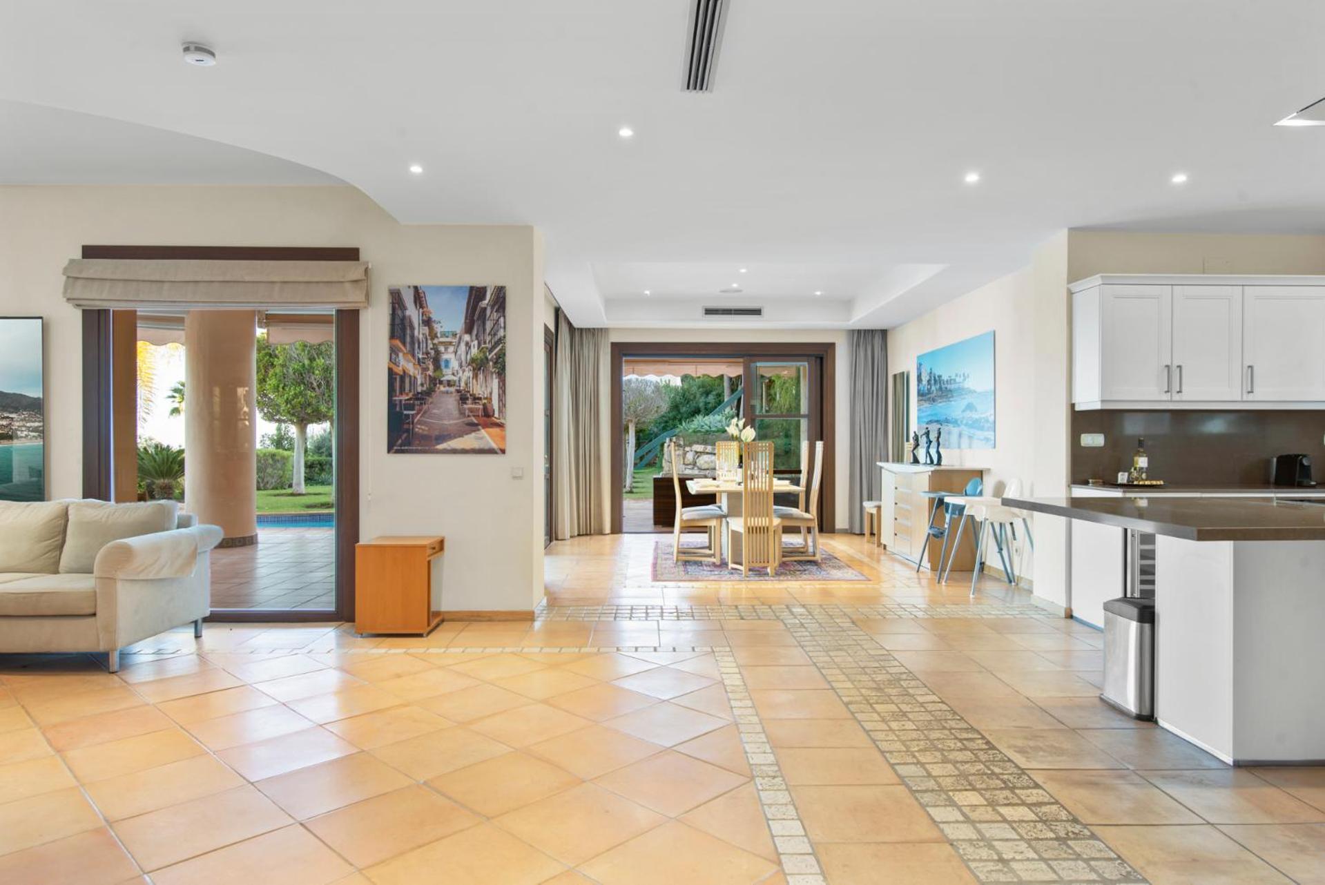 Luxury Villa Robledal By Mabiente - Views Of The Sea And The Golf Course Marbella Buitenkant foto